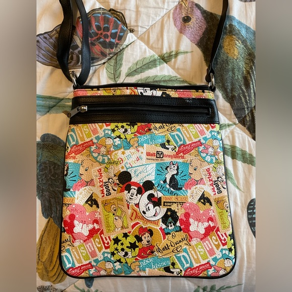 Disney with Mickey Mouse crossbody bag - Picture 8 of 9